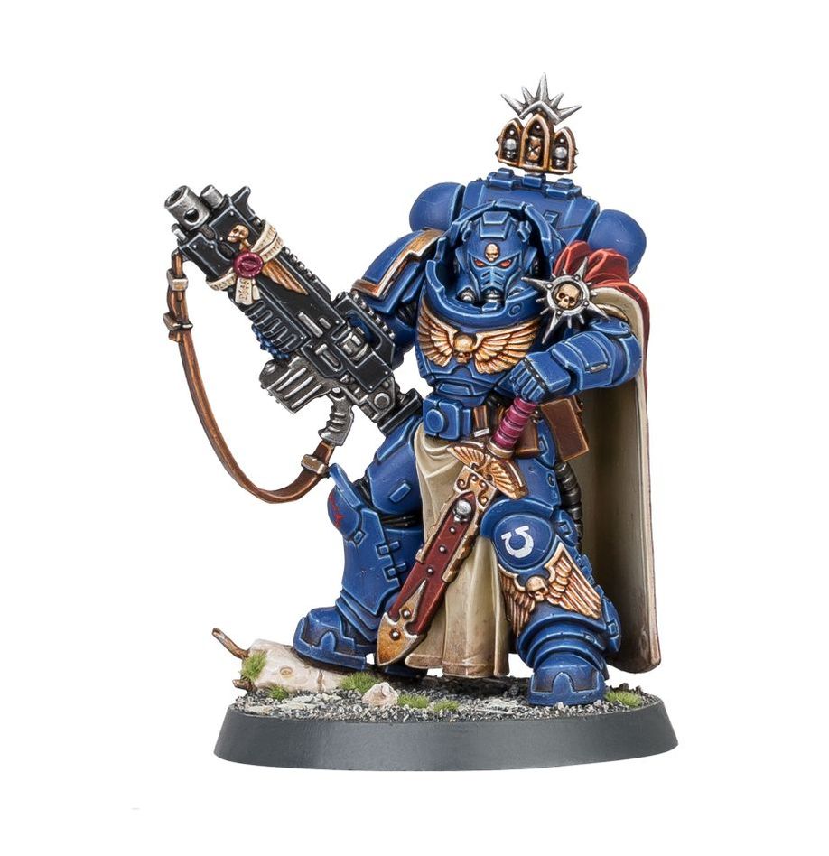 Space Marines: Captain (with master-crafted heavy bolt rifle) | Warhammer 40,000 (40k)